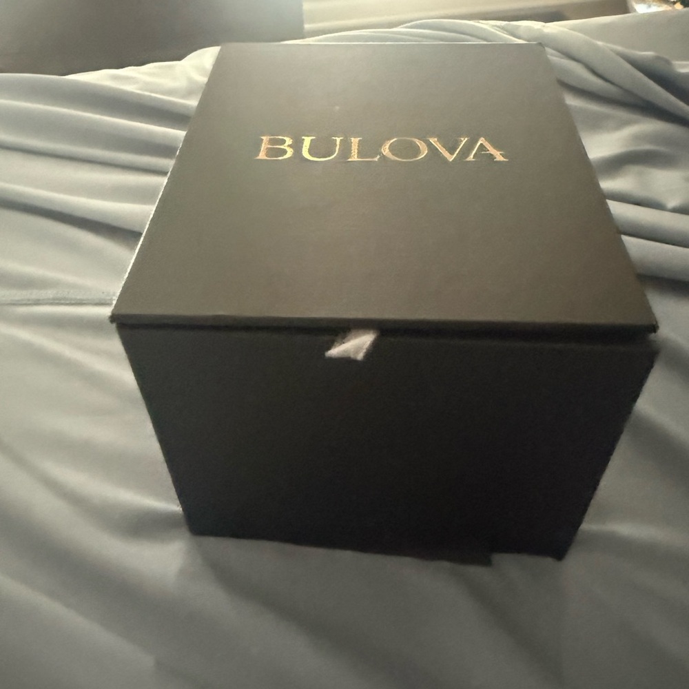 Bulova men’s ( or unisex) Automatic Surveyor stainless steel Bracelet watch 42mm